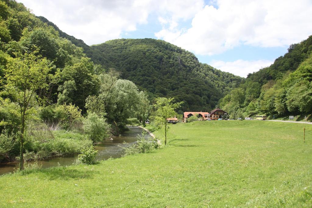 Guesthouse Villa Zelenjak Ventek Kumrovec Exteriér fotografie